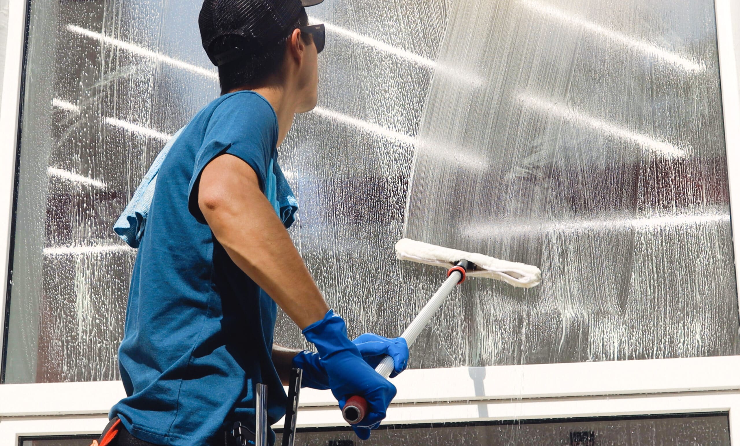 exterior window cleaning
